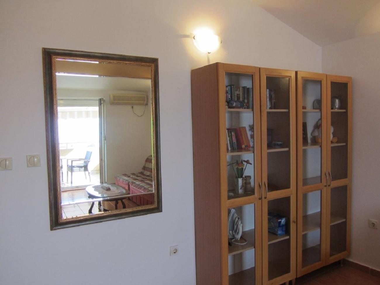 Apartment Cernogoriya Voyage Rafailovici