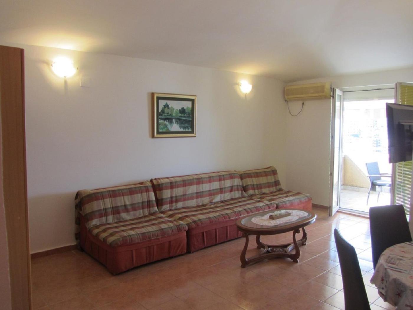 Apartment Cernogoriya Voyage